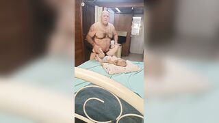 The blonde wants a man on top of her, preferably one who makes her orgasm deliciously.